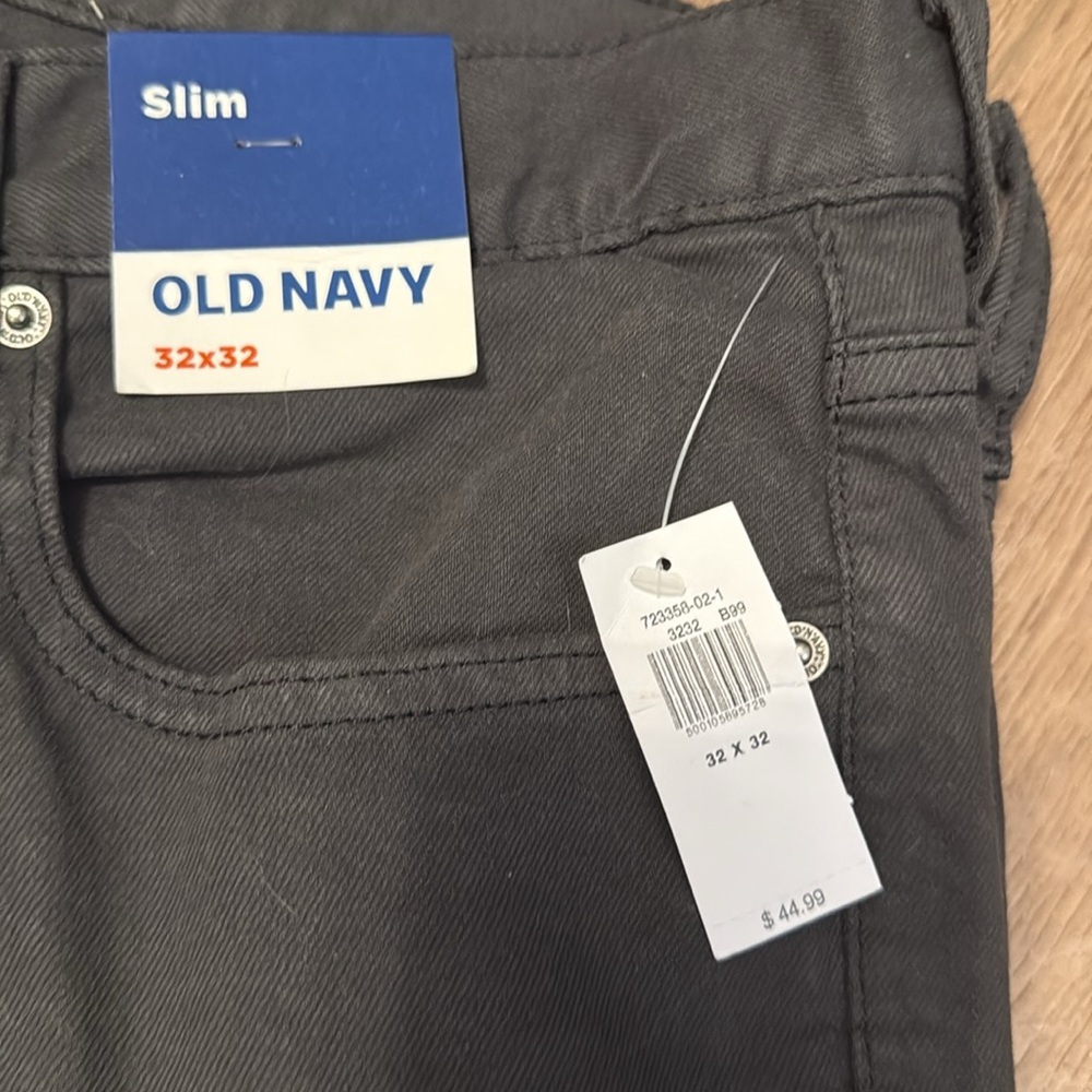 old navy - Picture 2 of 4